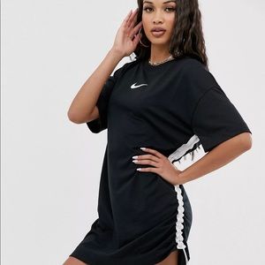 Nike black swoosh ruched side t-shirt dress